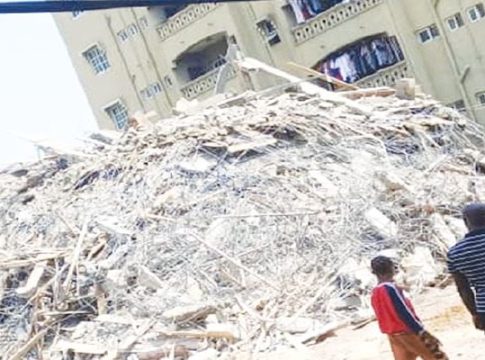 Building Under Construction Collapses In Lagos, Claims 3 Lives.