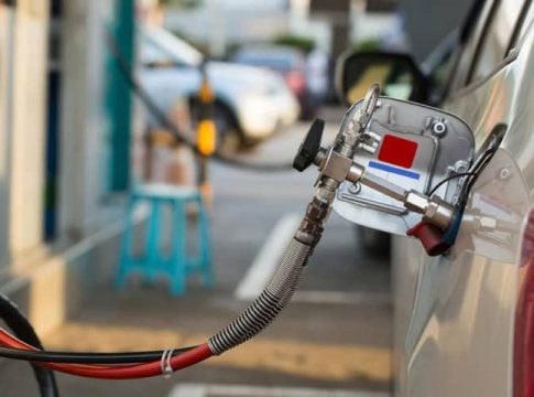 FG Pledges To End Exhorbitant Fuel Prices, Unveils New Initiative