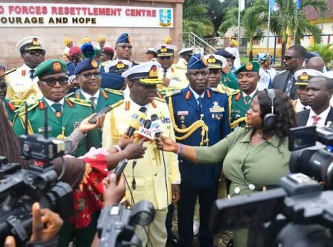 Nigerian Armed Forces Retire 656 Senior Officers After 22,000 Years of Combined Service