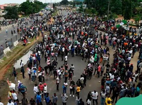 Security Operatives In Niger Clash With Protesters, Killed 6, Others Injured Security Operatives In Niger Clash With Protesters, Killed 6, Others Injured